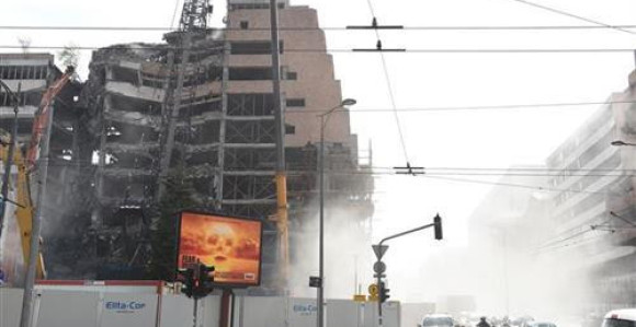 Generalštab nestaje u oblaku prašine