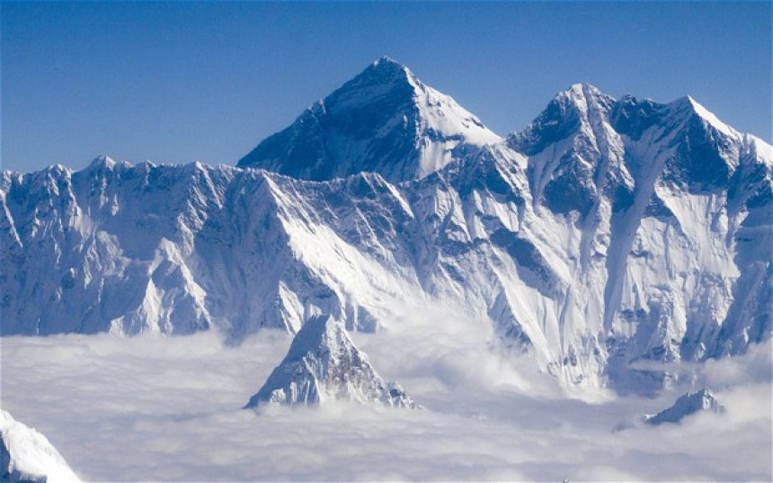 Mont Everest ponovo osvojen posle dvije godine