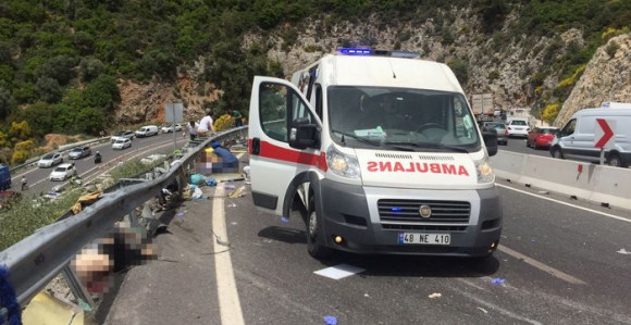 U Turskoj poginulo 20 osoba