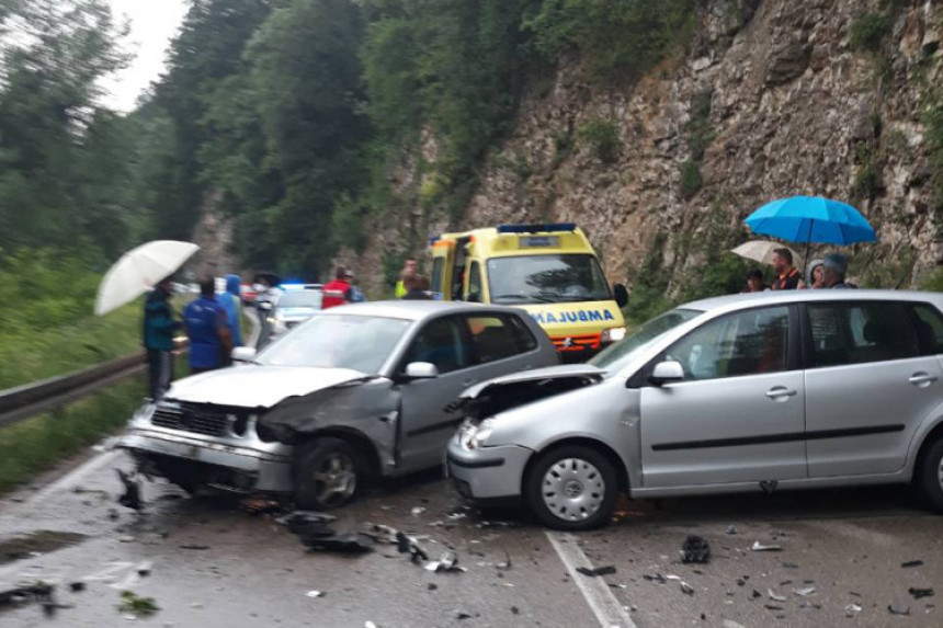 Saobraćajka na izlazu iz Doboja
