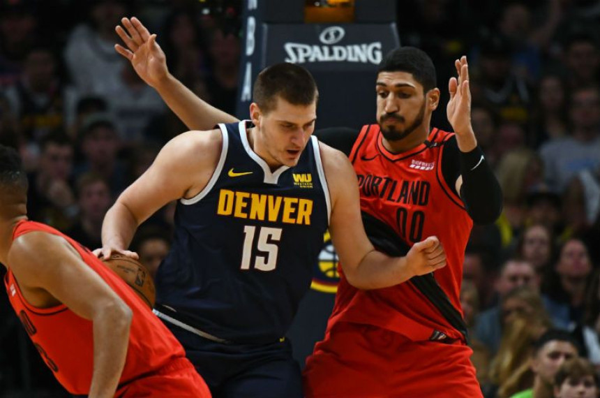 Denver se prepao, Portland u finalu Zapada!