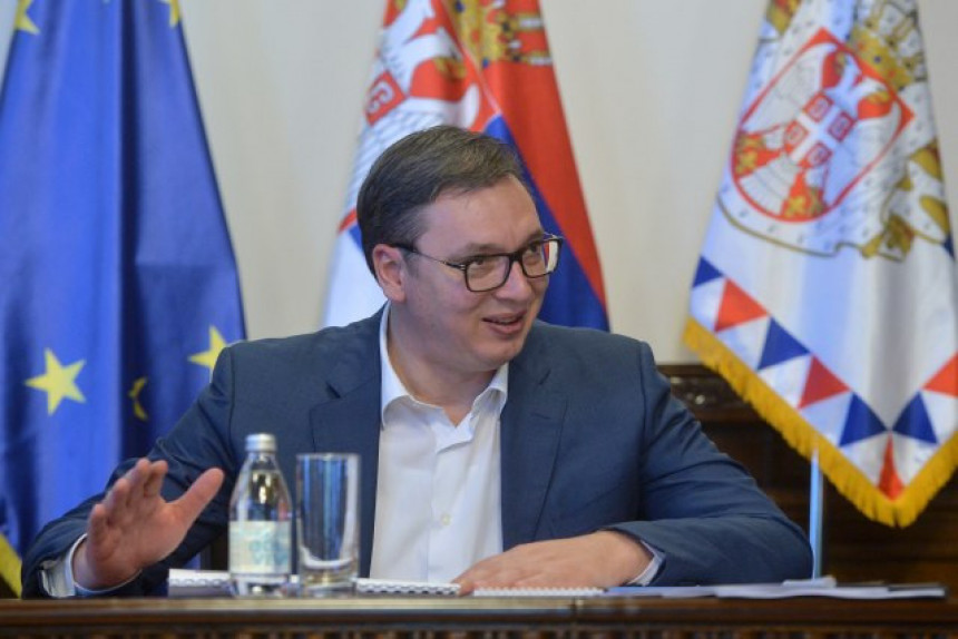 Vučić danas pred vladikama