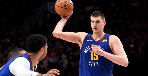 Priča: Strašan plej-of debi Nikole Jokića!