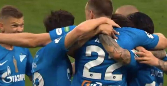 RUS: Sad je titula još slađa!