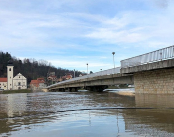 Vodostaj rijeke Une u porastu