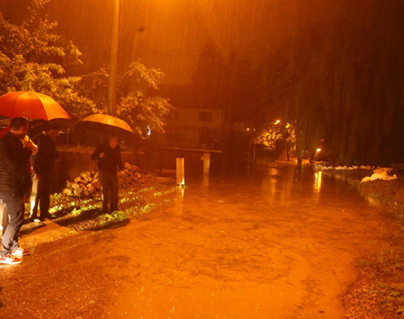 Radojičić: U dijelovima Banja Luke proglašeno vanredno stanje