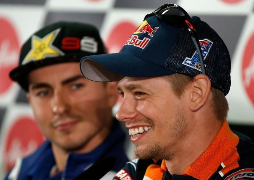 Moto GP: Tipuje li to Kejsi Stoner na novu Lorencovu lentu?!