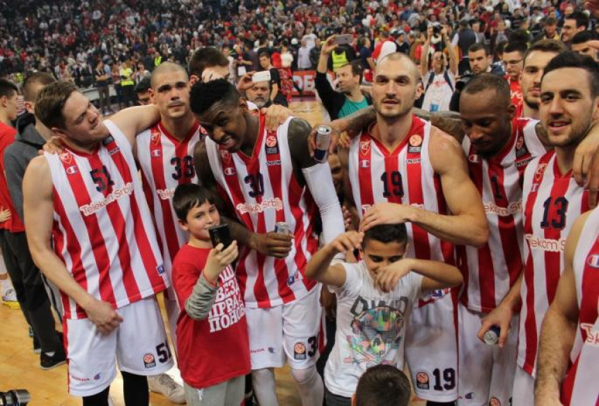 Olimpijakos Zvezdi: Čestitamo, braćo!