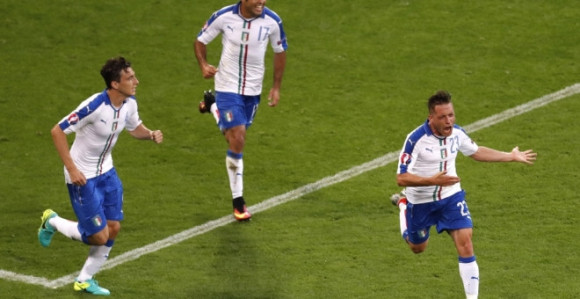 Pele i Đakerini srušili nemoćne "Đavole"
