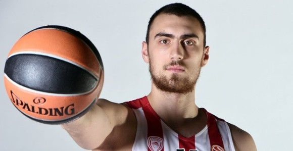 Grčki mediji: Milutinov i Zvezda - nije nemoguće!