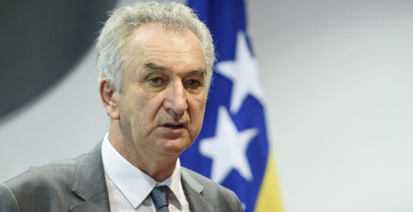 Moguće smanjiti cijenu goriva