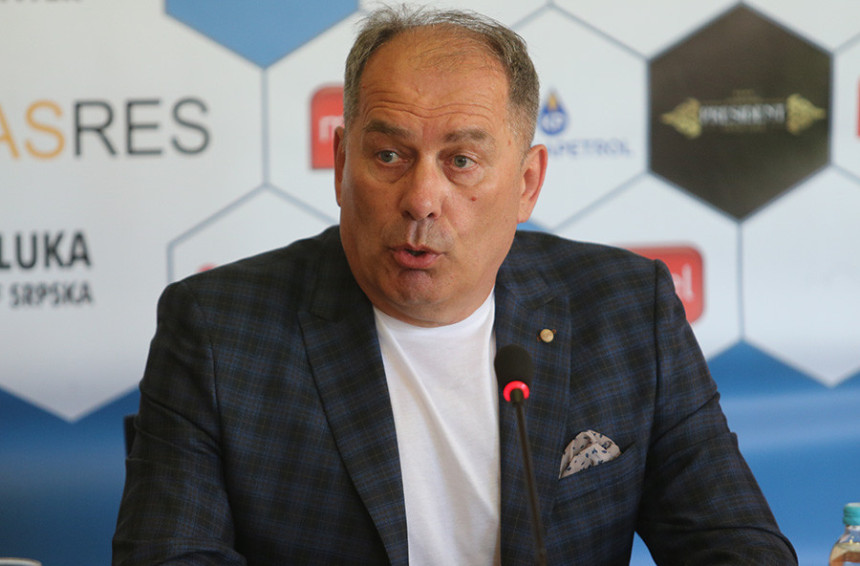 "Opozicija treba da napusti NSRS"