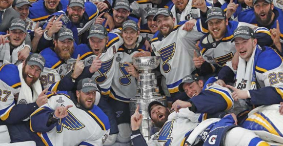 Дух Сент Луиса влада НХЛ-ом!
