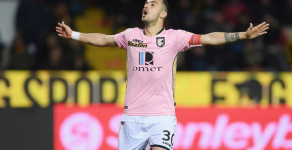 Palermo traži 7.000.000 evra od Zvezde za njega...