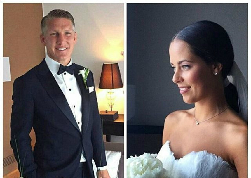 Za crkveno vjenčanje Ana je u raskošnoj vjenčanici