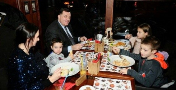 Kako je Dodik povrijedio nogu?