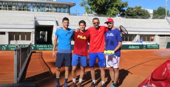 ДК: Феноменална атмосфера у табору српских тенисера!