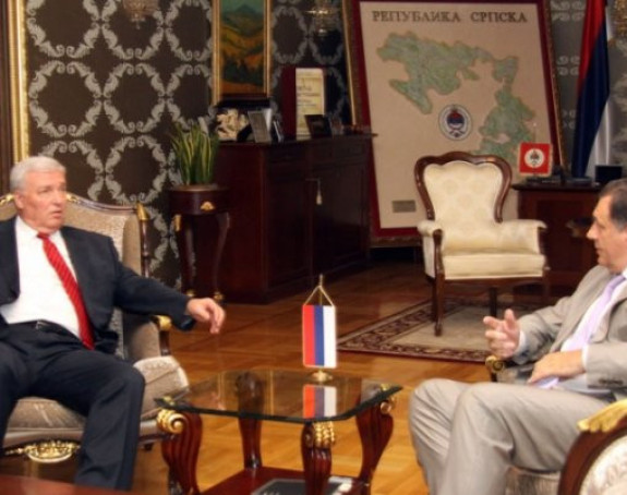 Павић се намерачио на Додикову фотељу?