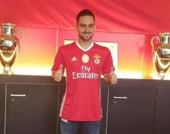 Moj idol je Mesi, ali želim da budem poznat kao Andrija Živković!