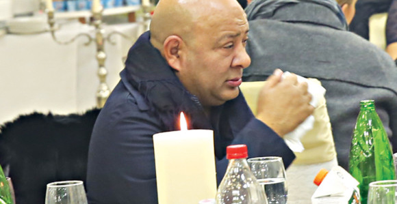 Džej bolestan ali, ne prestaje piti  