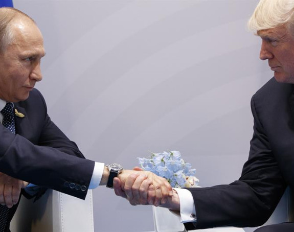 Tramp: Putinu je draža Hilari