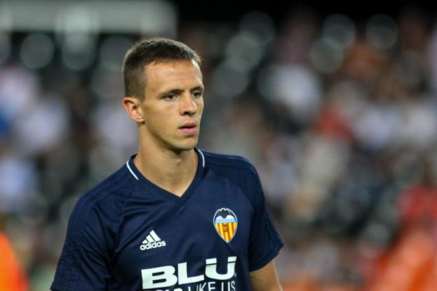 Valensija prodala Maksimovića za 5.000.000 evra!