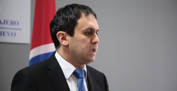 Staša Košarac napada i Srbiju