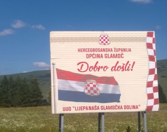Билборд шокирао Србе и Бошњаке