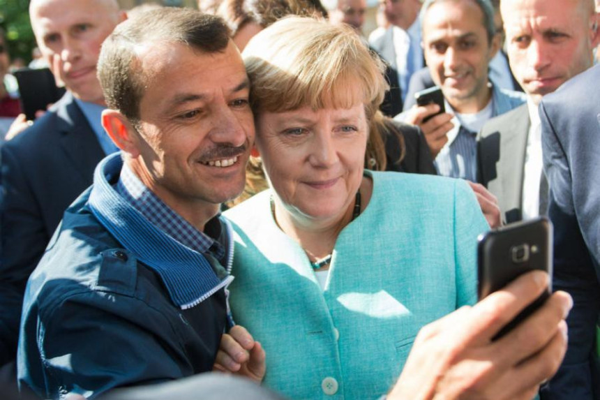 Merkel: Kompanije da zaposle više izbjeglica