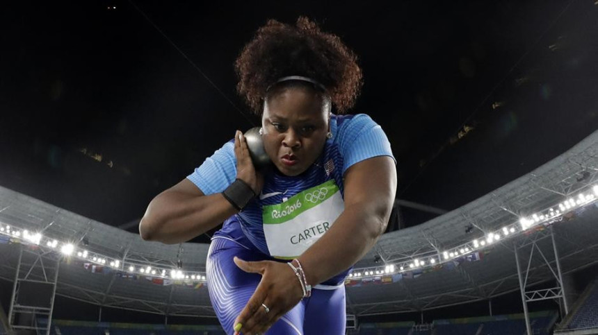 OI: Mišel Karter do zlata u bacanju kugle!