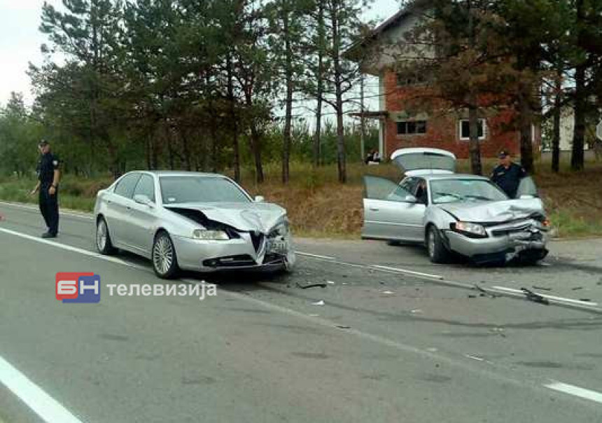 Brčko-Bijeljina: Troje povrijeđeno