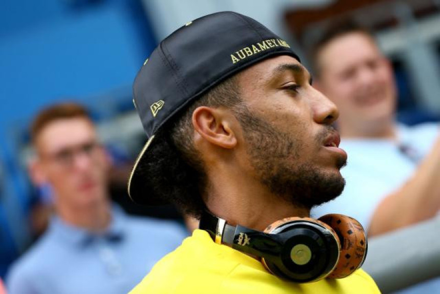 Obamejang: Voleo bih u Milan, ali...