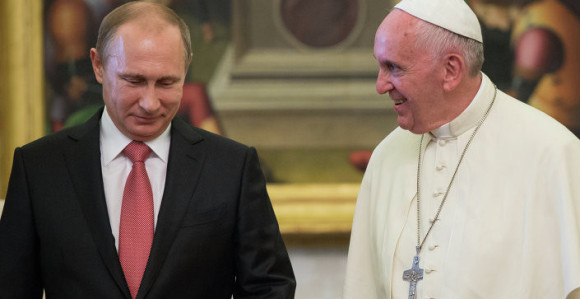 Papa Franjo voli Vladimira Putina