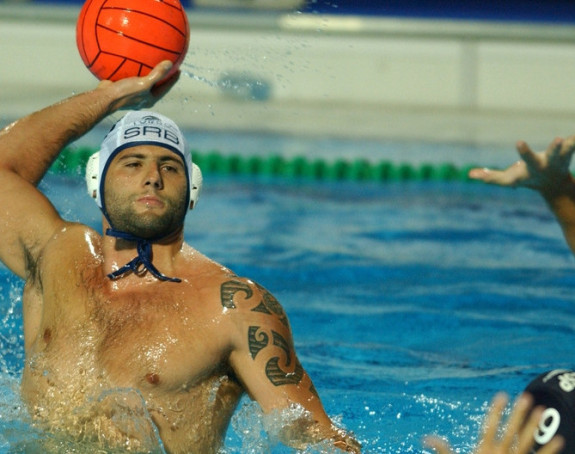 Šapić ponovo u bazenu - poziv u "Tim svijeta"!