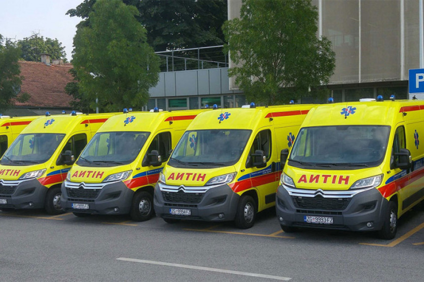 Mladić preminuo, nije bilo doktora