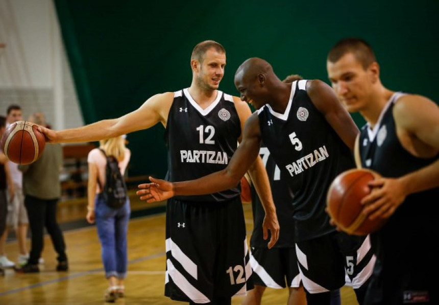 I Partizan upalio motore: Kreće ka trofejima!
