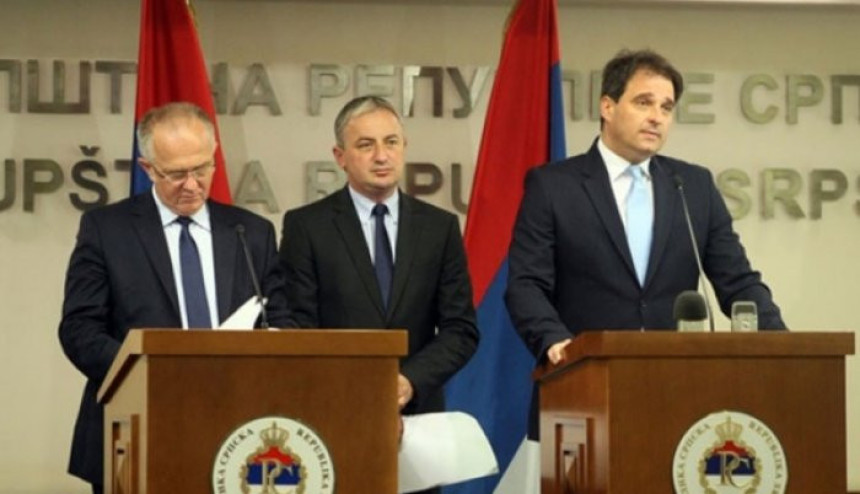 SNSD je napao institucije RS