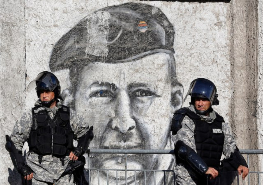 Napolitanci pred gostovanje Zvezdi pišu o Arkanu!