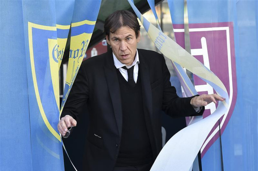 Алжирци сад хоће да Рајевца замене Гарсијом!