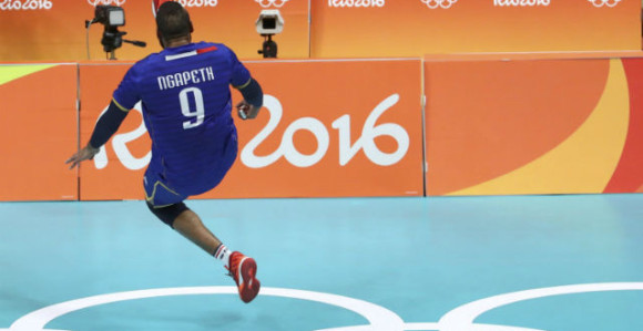 Video: Odbojkaški Ronaldinjo! Pogledajte, uživaćete...