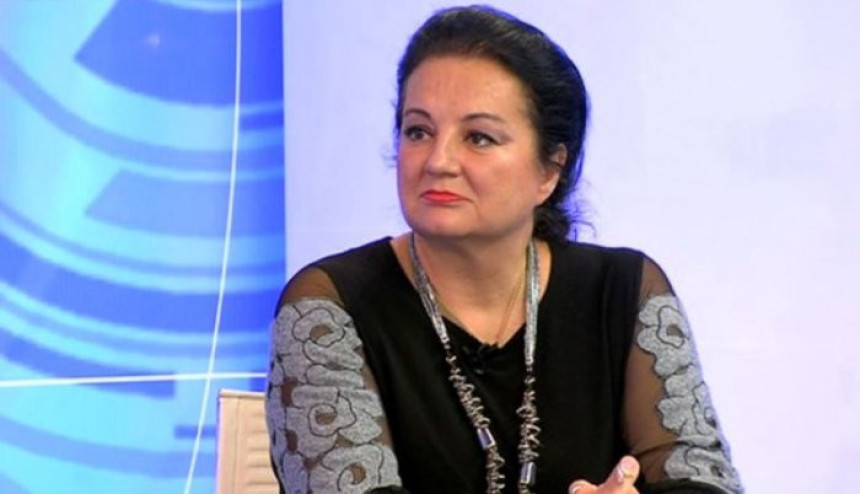 Власт Српске замајава народ