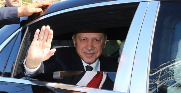 Redžep Erdogan govori srpski