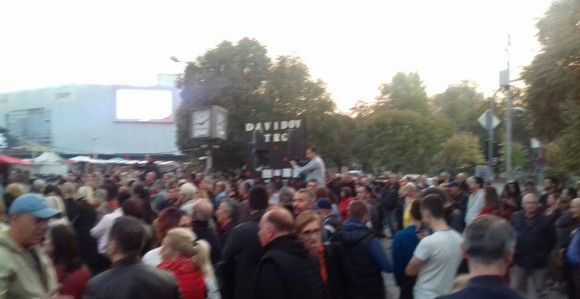 "Vukota, ti si naš predsjednik"!