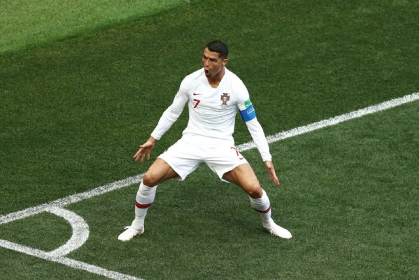 Ronaldo postigao 700 golova!