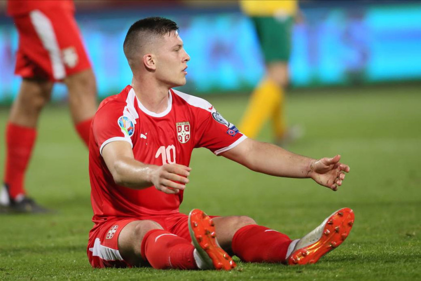 АС тврди: Лука није позван, јер га је Тумба казнио!