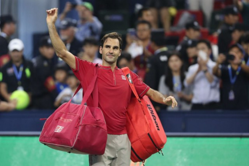 Federer: Iznenadio me je Đokovićev poraz!