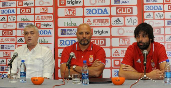 Neumesno je porediti Teodosića sa Danilovićem!