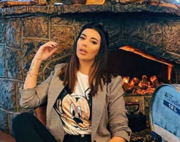 Katarina svakog dečka izgubila zbog jezika!