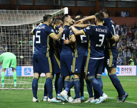 Robi: Ako krenem, moram sve redom da hvalim!