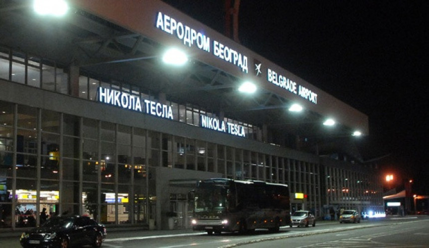 Turski avion vanredno sletio u Beograd